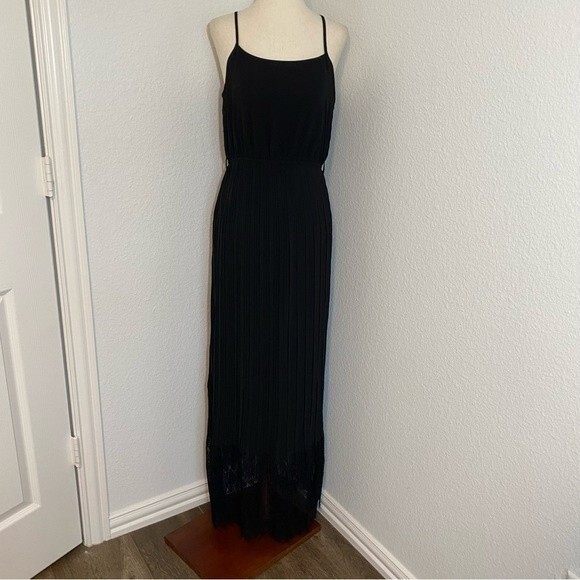 NWT  YA LA Maxi Dress Silk Lace Pleats Slip Style Sexy Glam Black Size M - Picture 1 of 14